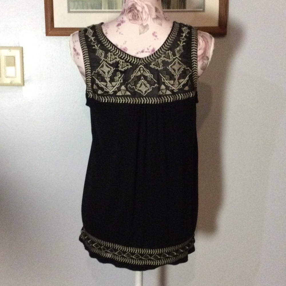 Simply Irresistible Black Top - Picture 2 of 5
